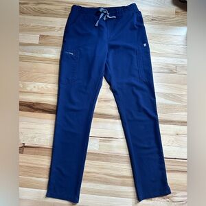 Figs Women’s medium TALL Yola skinny scrub pants